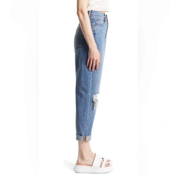 ASOS ripped high waist mom jeans - Picture 3 of 4